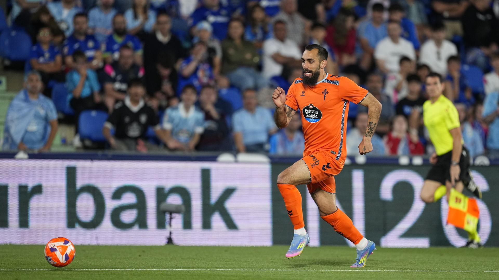 Borja Iglesias en un partido de la pasada temporada