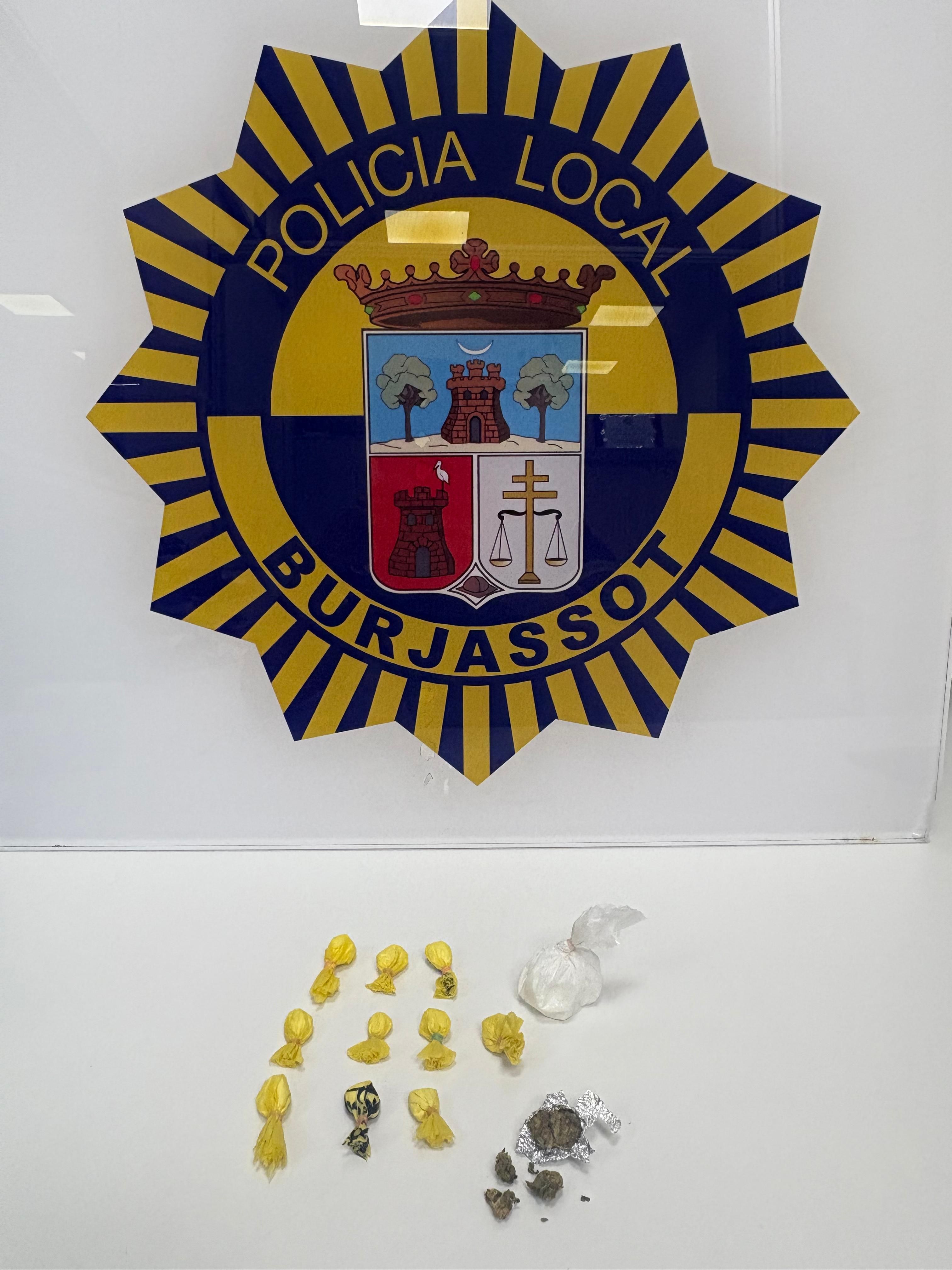 Droga confiscada al narcotraficante