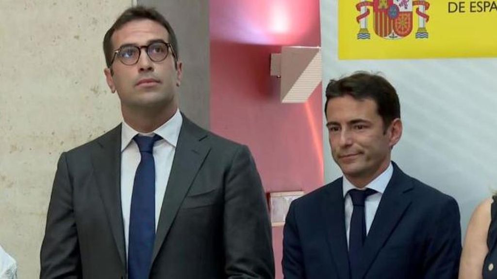 El ministro Cuerpo deslumbra en su viaje oficial a Tokio hablando un fluido japonés: aprenderlo está de moda en España