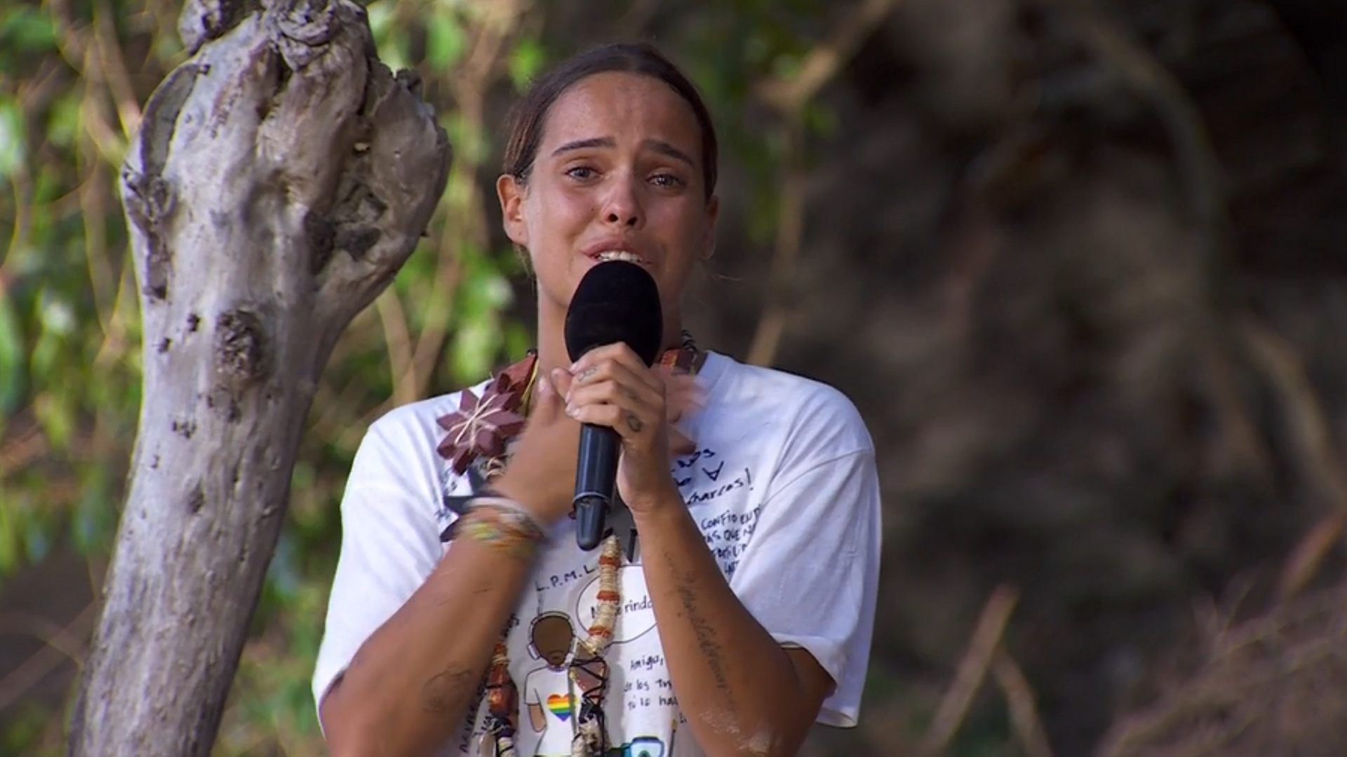 Las lágrimas de Gloria Camila al conseguir su primer collar de líder en 'Supervivientes All Stars 2025': "Sigo luchando"