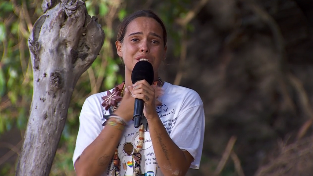 Gloria Camila se emociona tras conseguir su primer collar de líder en  Supervivientes All Stars 2025