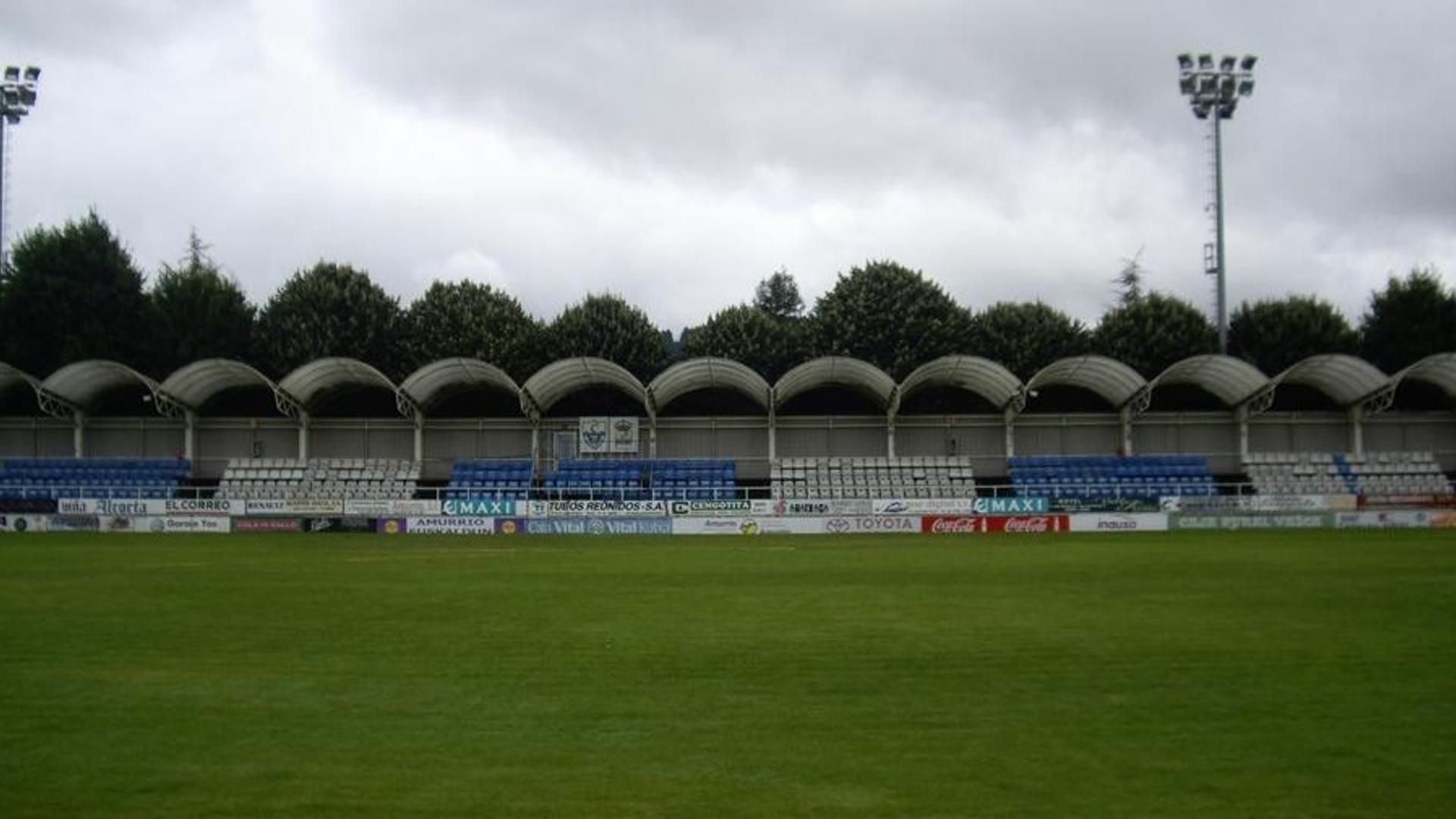 Campo de fútbol Basarte en Amurrio, Álava