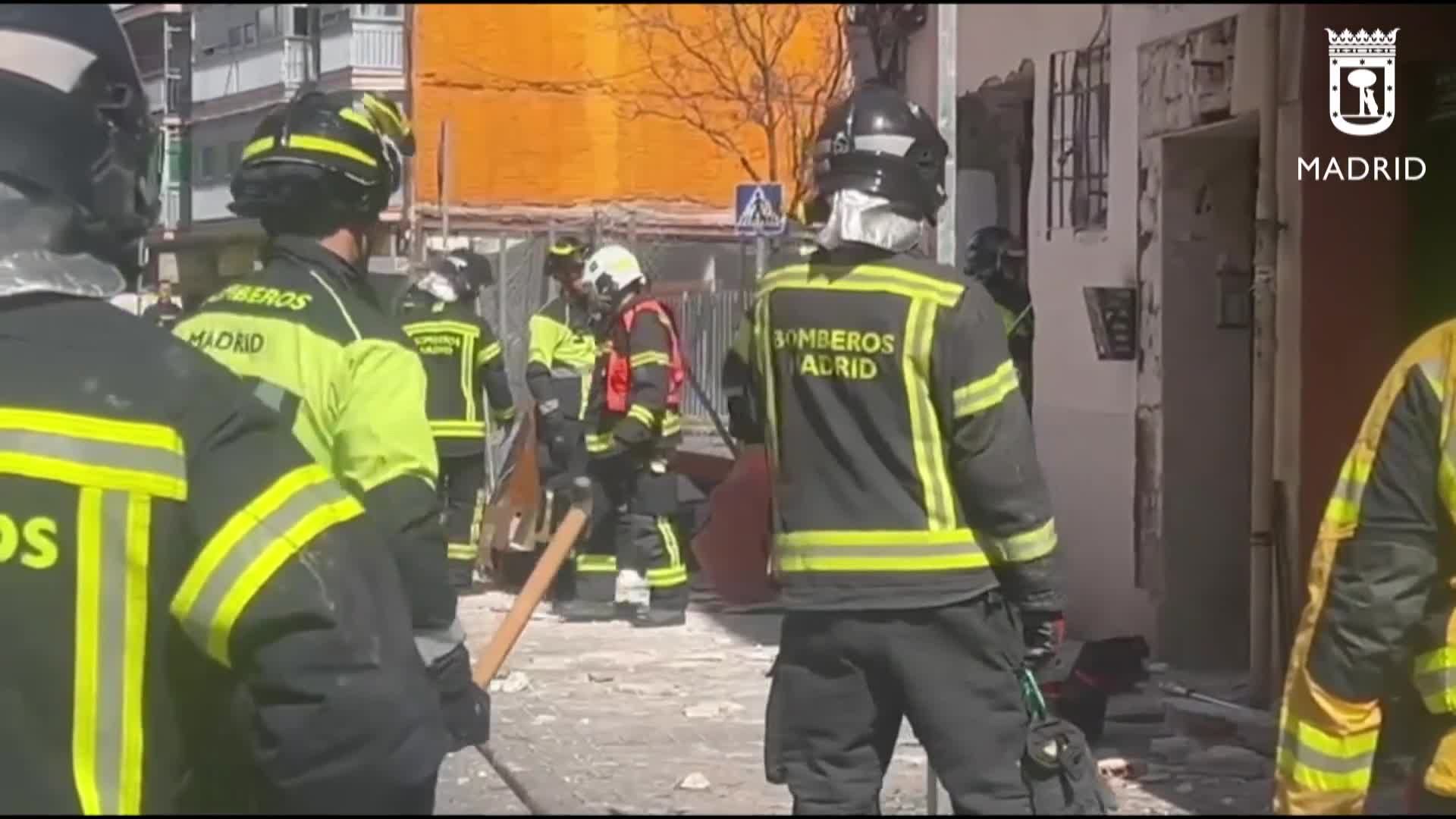 Las imágenes de la devastación en Vallecas tras la explosión de un bar