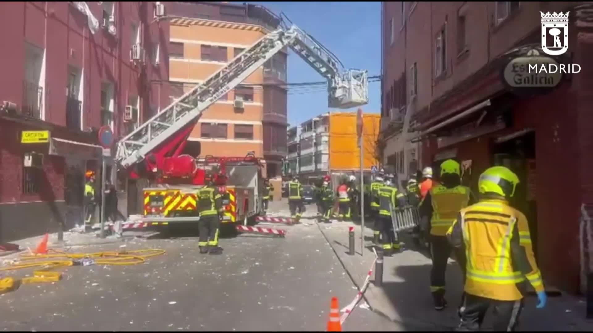 Las imágenes de la devastación en Vallecas tras la explosión de un bar