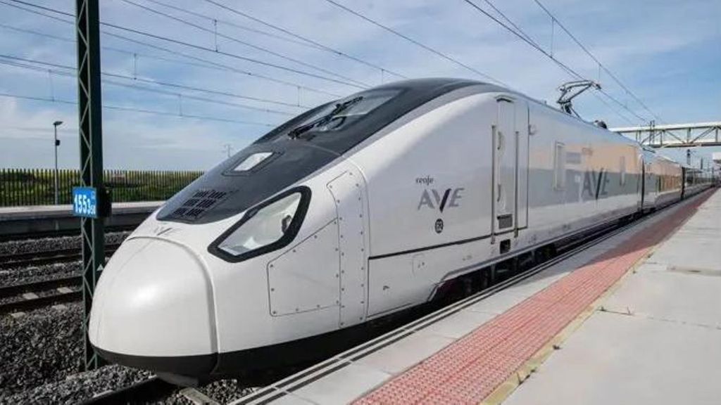 Una nueva incidencia en la red ferroviaria causa retrasos en 32 trenes entre Madrid y Córdoba