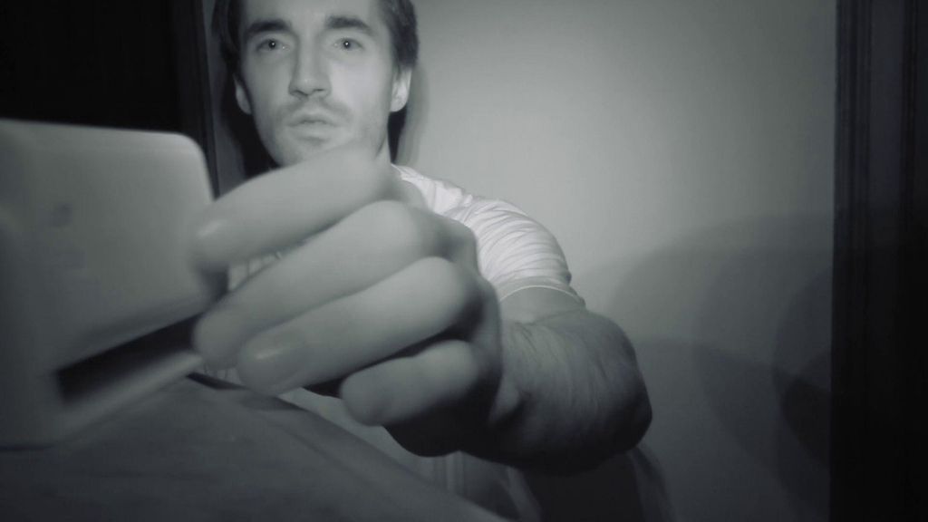 'Cuarto milenio' estrena sección con el aislamiento en soledad de Javier Pérez Campos en 'La biblioteca de Doña Elisa'