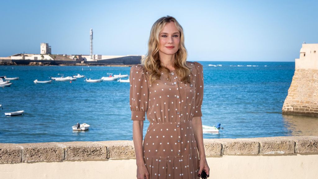 Diane Kruger, con Divinity: "Las madres sufrimos el juicio de la sociedad y de otras madres"