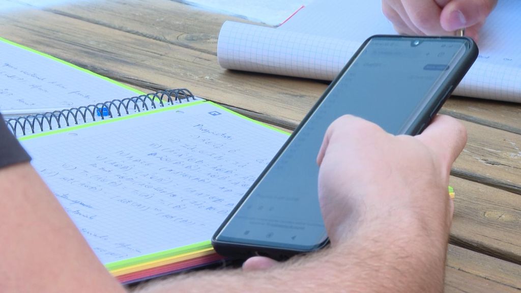 ChatGPT, la "herramienta estrella" para universitarios