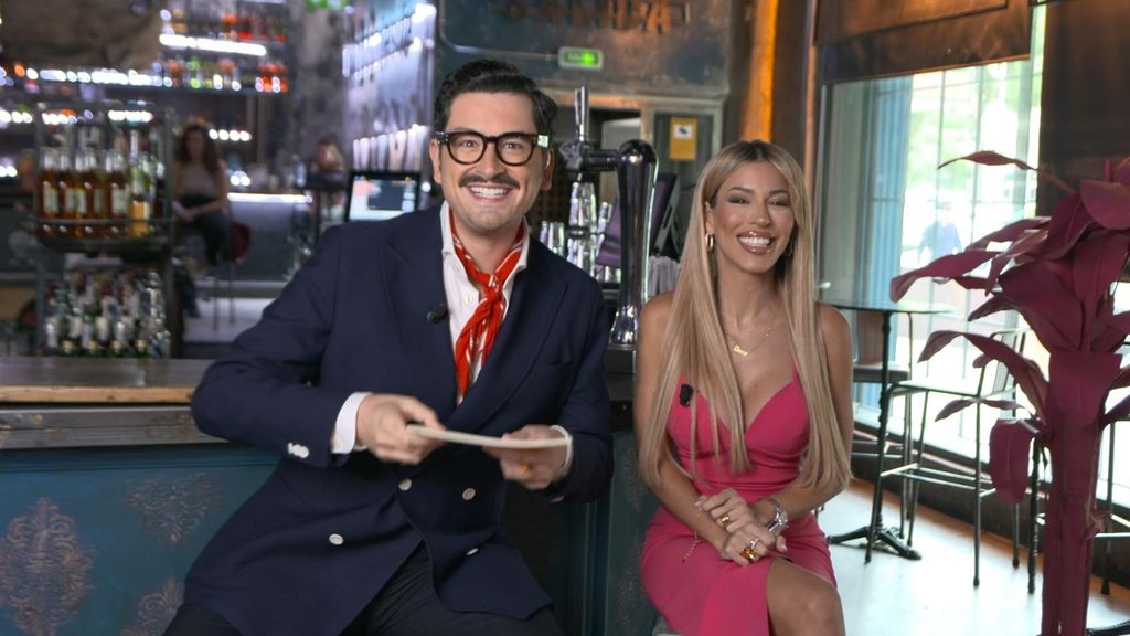 El cómplice y divertido momento entre Sebastián Gallego y Oriana Marzoli en el estreno de ‘El loco amor’: “Es una mandona”