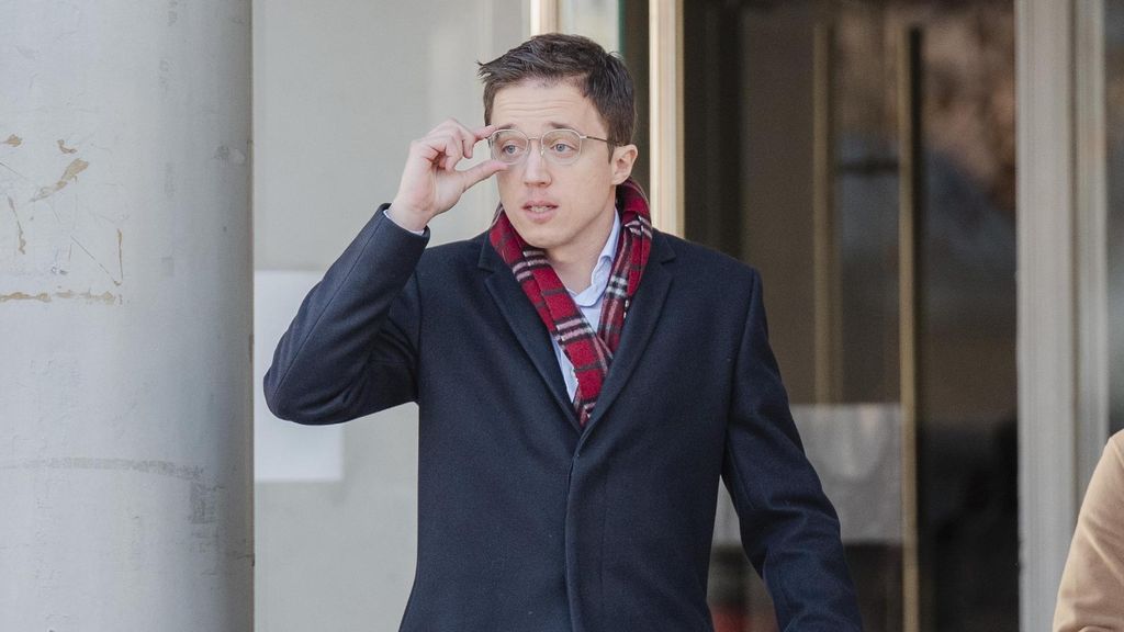 Íñigo Errejón pide que se aporte a la causa un nuevo informe psiquiátrico sobre Elisa Mouliaá