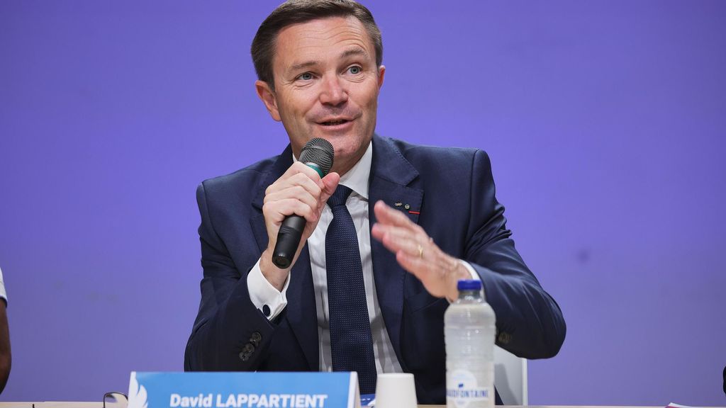 La Unión Ciclista Internacional, contra Pedro Sánchez por expresar "su admiración hacia los manifestantes" de La Vuelta