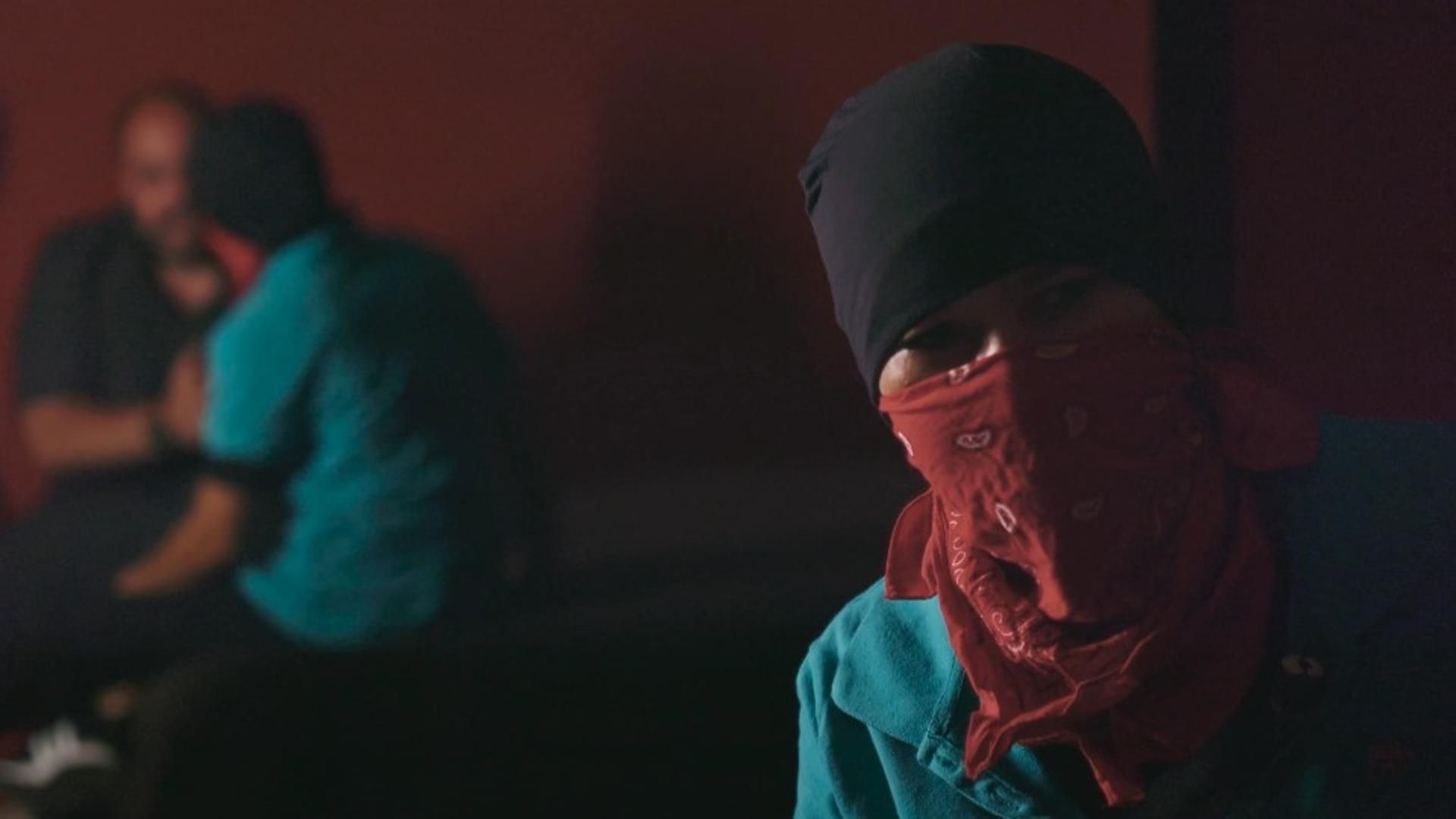 Sicaria de la Mara Salvatrucha, en 'Territorio Pampliega': "El rato que matamos, disfrutamos. Y después igual" Sicaria de la Mara Salvatrucha, en 'Territorio Pampliega': "El rato que matamos, disfrutamos. Y después igual"