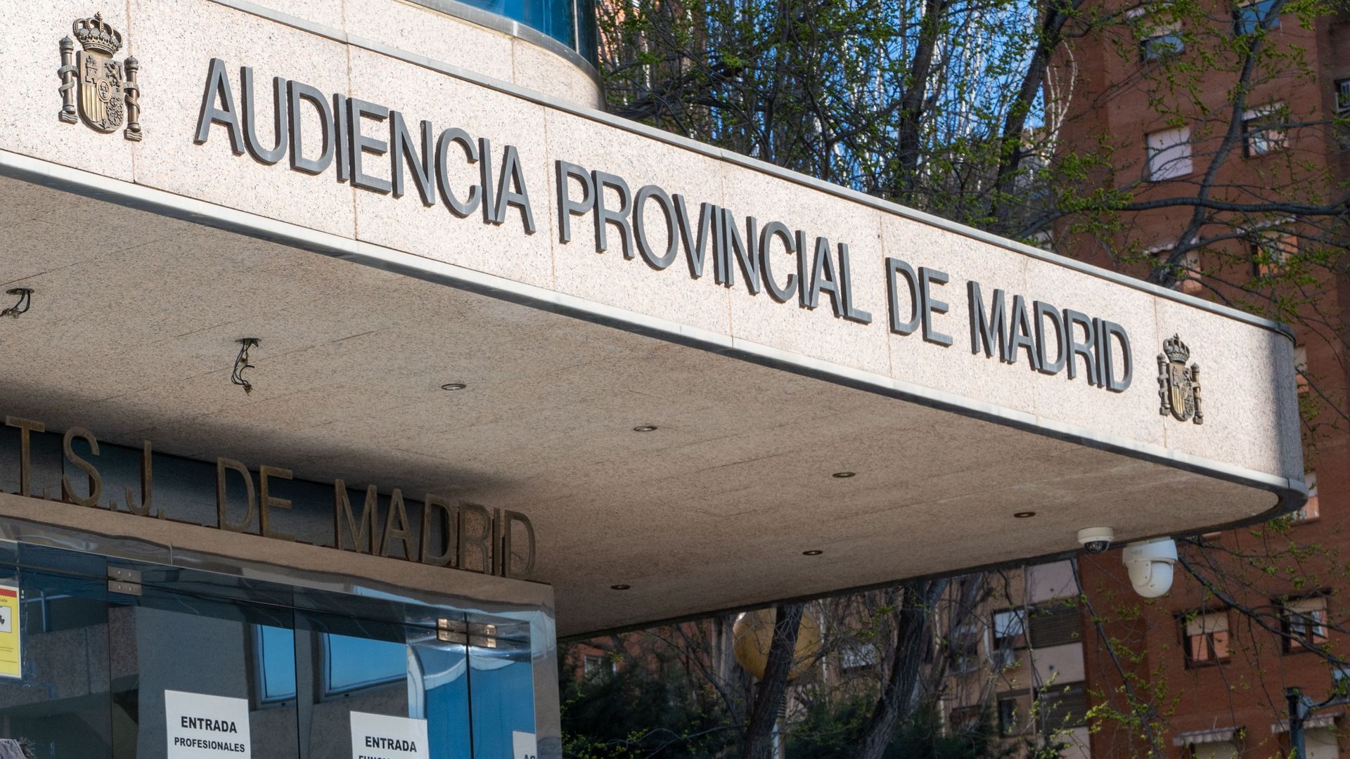 El exministro Cosculluela dice que sus hijos fueron detenidos "ilegalmente": acusados de un delito por lesiones a varios policías