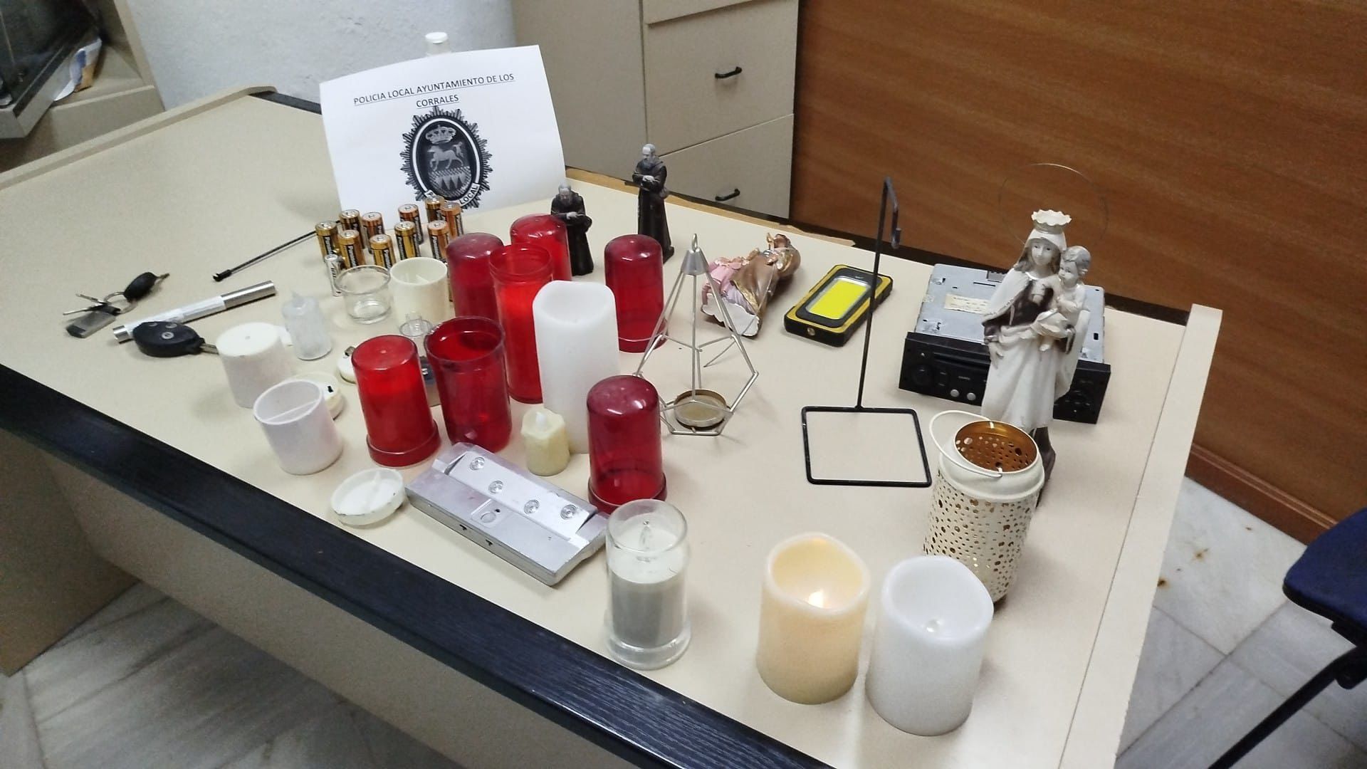 Enseres recuperados por la Policía Local de Los Corrales, Sevilla