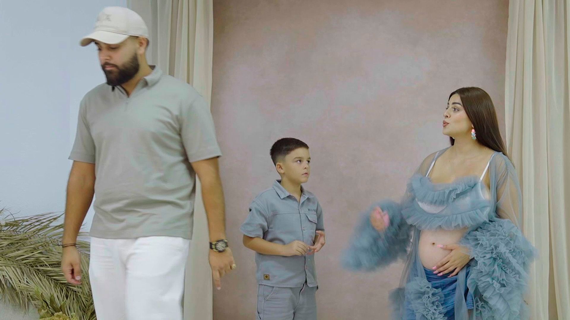 La Rebe echa a su marido de la sesión fotográfica Mi embarazo by La Rebe Temporada 1 Top Vídeos 31