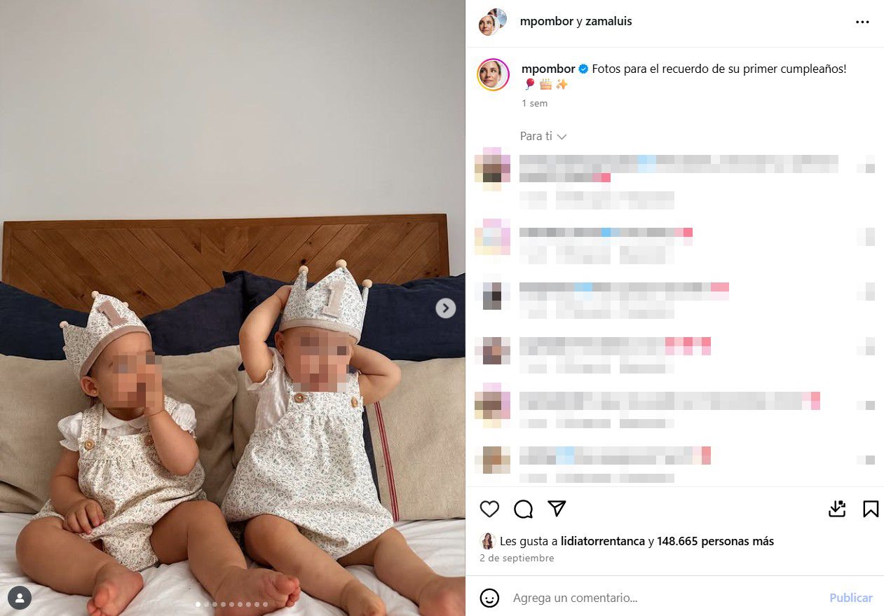 María y Candela, las hijas mellizas de Marta Pombo el día de su primer cumpleaños