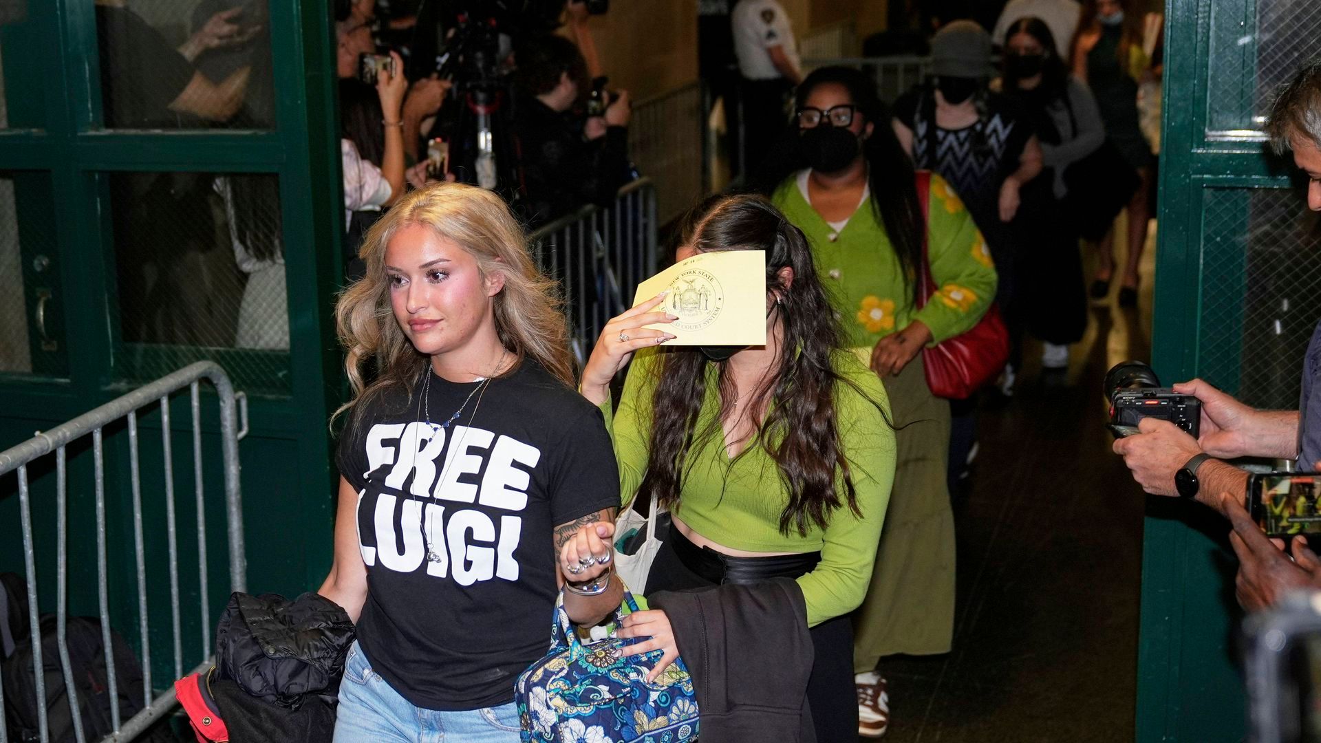 Personas que apoyan a Luigi Mangione