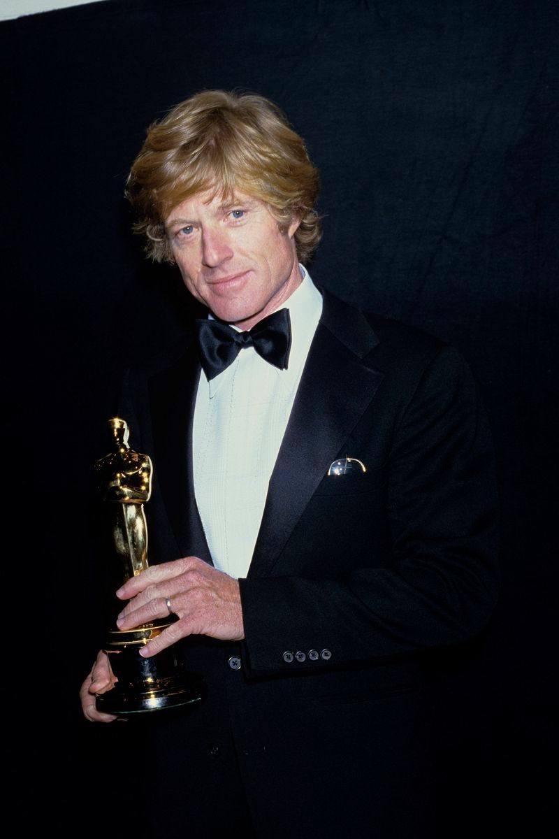 Robert Redford con su premio Óscar