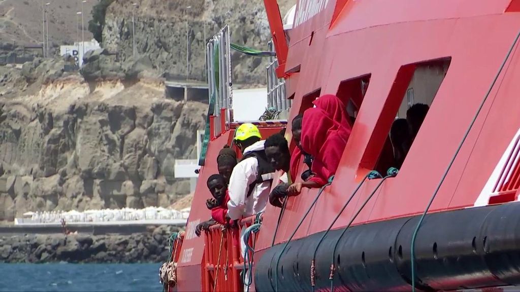 Los inmigrantes detenidos en Gran Canaria podrían haber tirado al mar a unas 50 personas que venían en el cayuco acusándolos de brujería