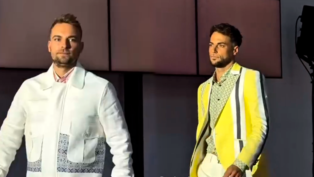 Montoya y José María Almoguera desiflando juntos en la Fashion Week de Madrid