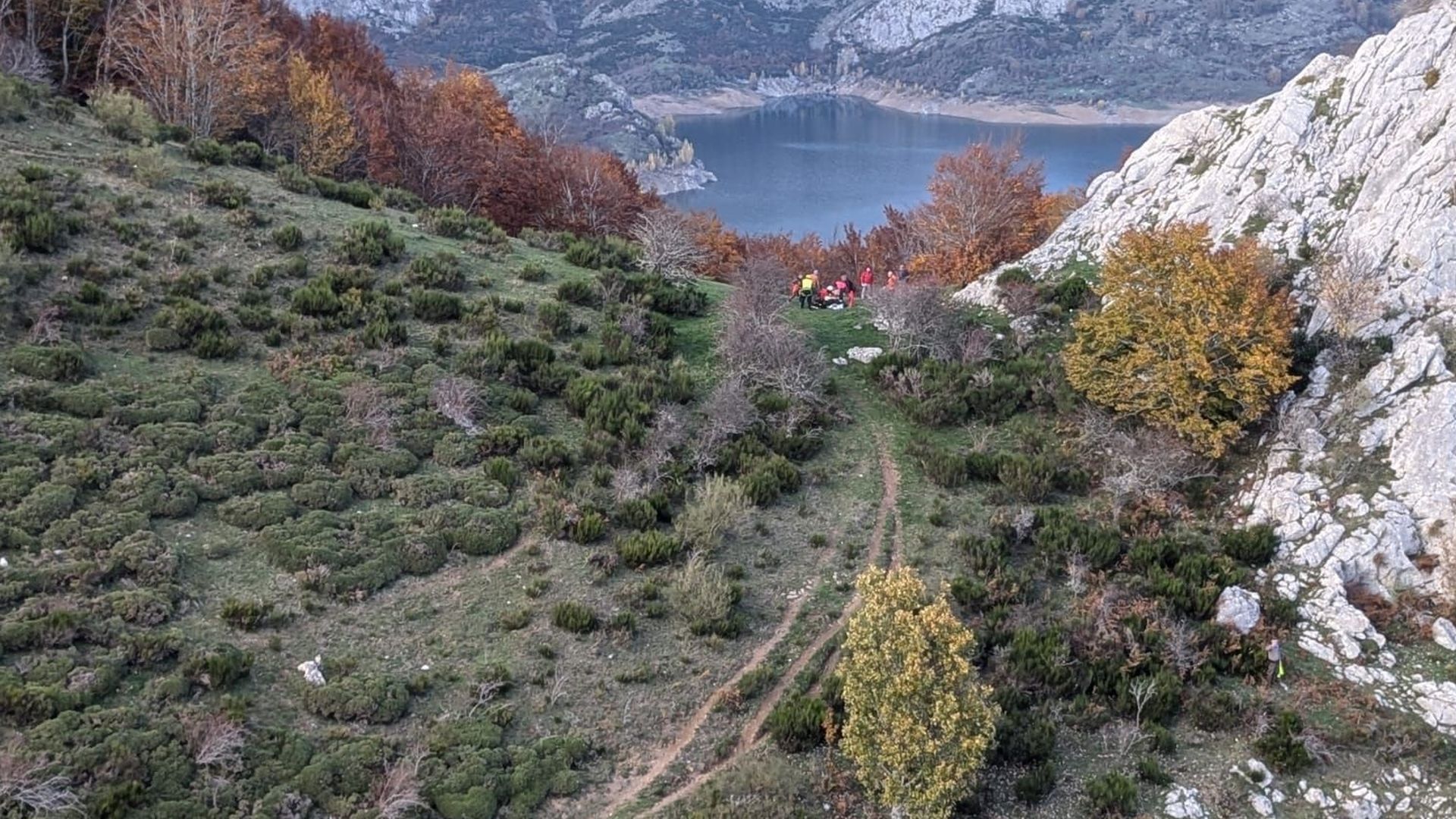 Un montañero de 68 años, desaparecido en el entorno del pico Gilbo, León