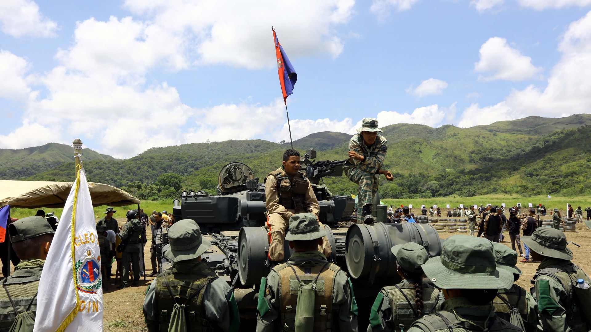 Venezuela inicia maniobras militares en el Caribe "en respuesta a las amenazas" de EEUU