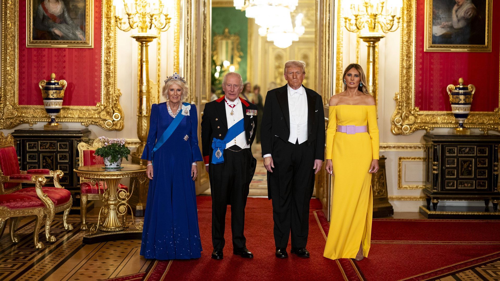 Los reyes Carlos III y Camila, Donald Trump y Melania Trump