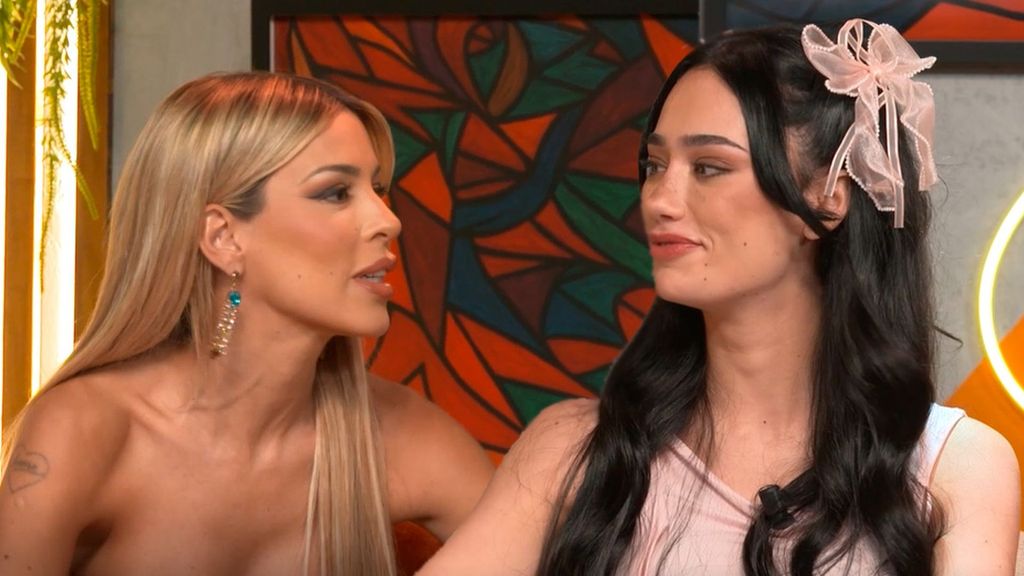 Oriana no se corta y propone un cambio de look a Alexandra: “¿Por qué te haces esos a ti misma? Esos lazos…”