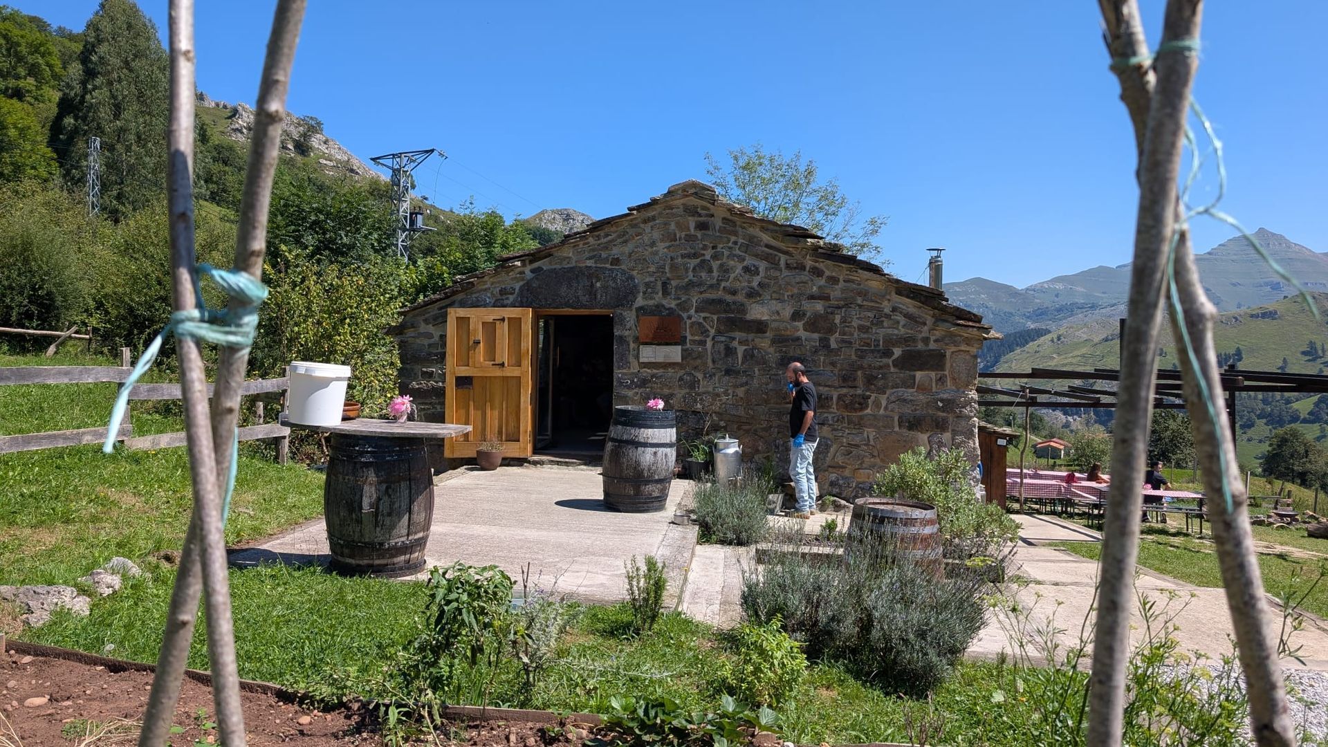 Parte de La Lleldiría en un enclave único de los Valles Pasiegos