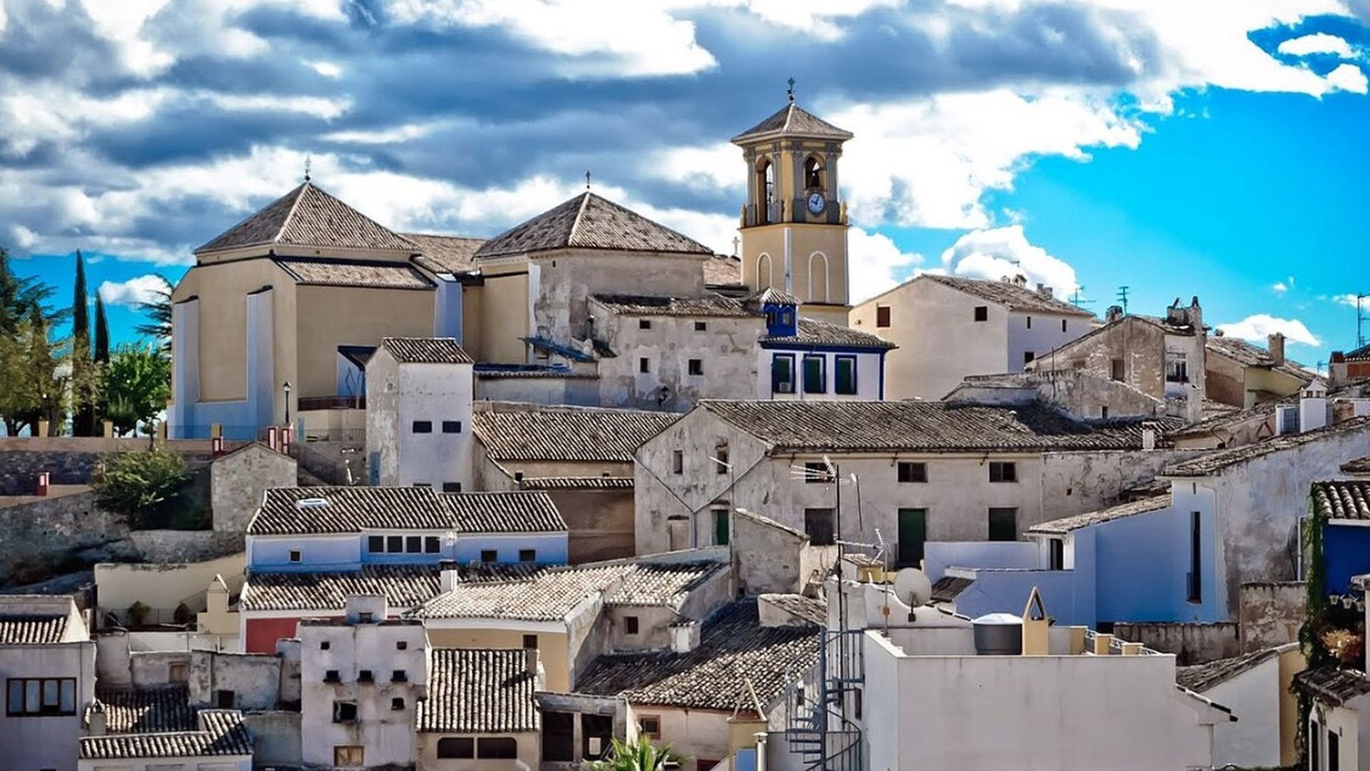 Vecinos de Cehegín, en Murcia, alertaron a los servicios de emergencia.