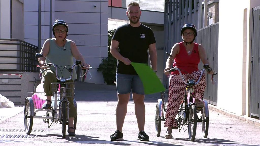 Así ha sido la carrera definitiva entre las hermanas virales de TikTok en 'El diario de Jorge': ¿Logrará Paqui la revancha?