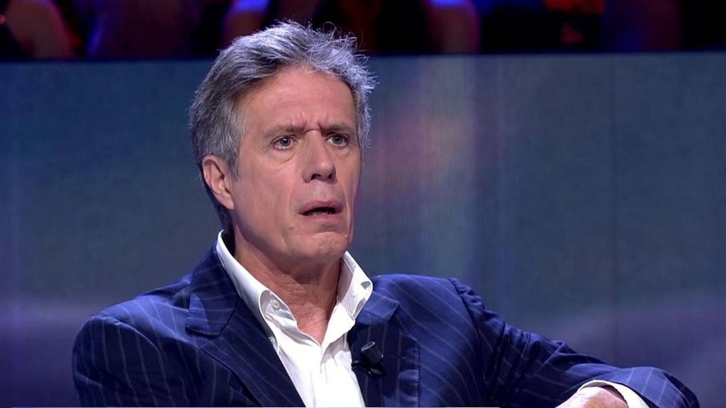 Carlo Costanzia desvela el motivo de peso por el que decidió saber qué había dicho Mar Flores en su libro: "No tenía ninguna gana de leerlo" ¡De viernes! Temporada 3 Top Vídeos 555