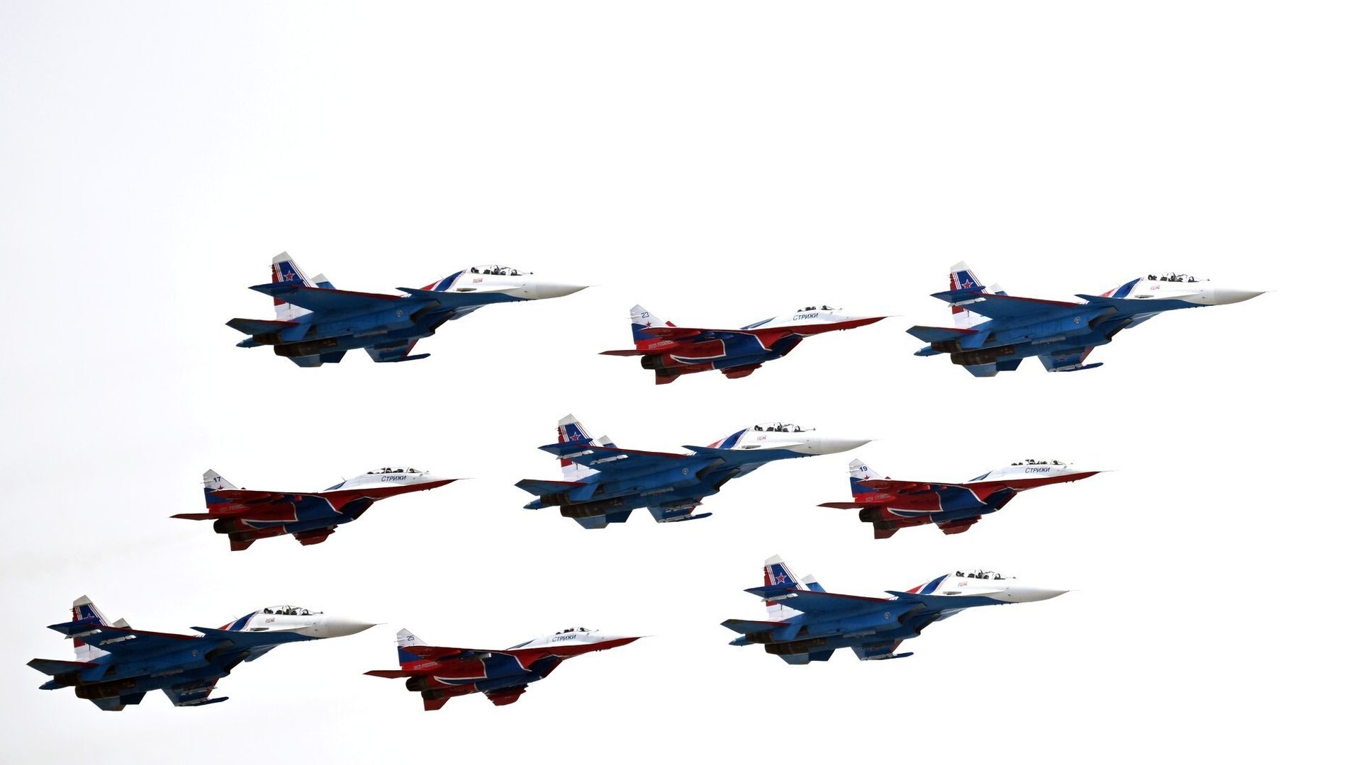 Aviones rusos en el día de la victoria