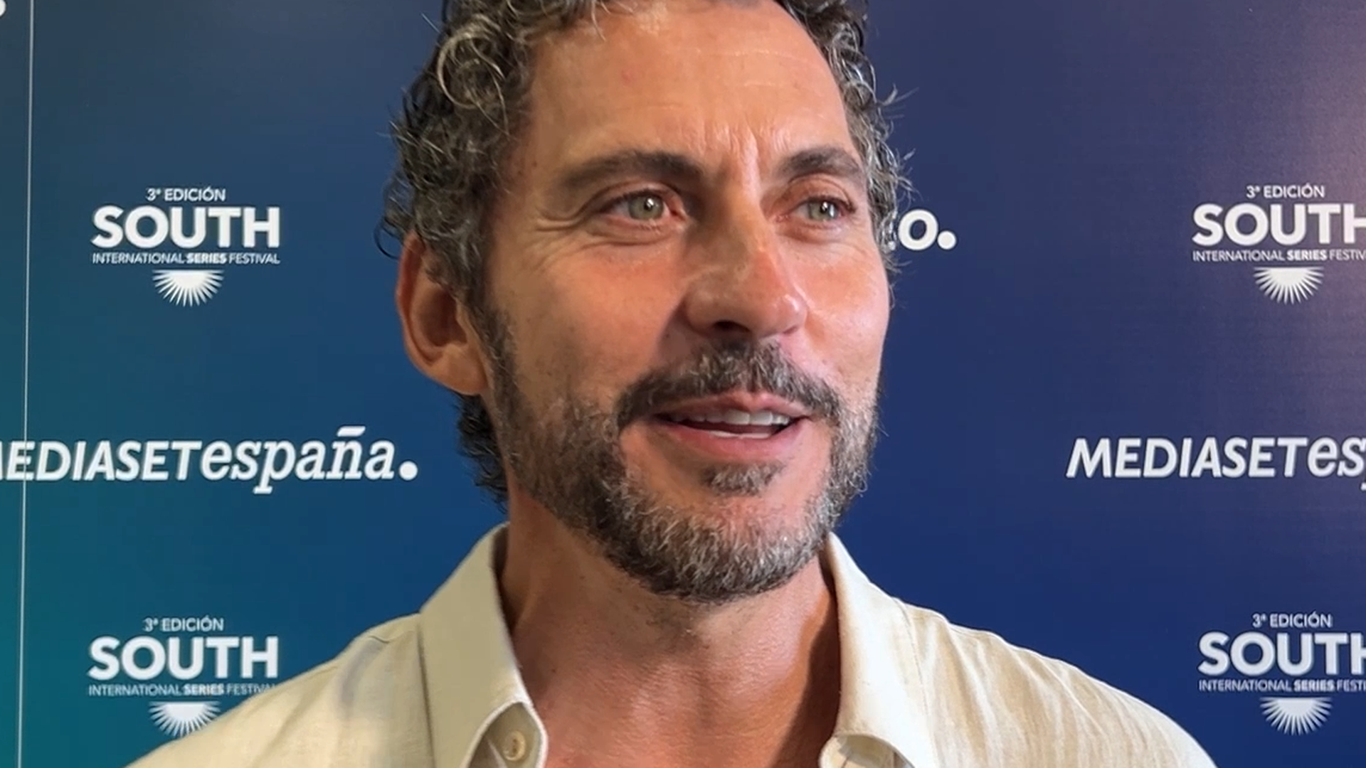 Paco León: "Cumplir 50 es darle vuelta al jamón: hay menos carne, pero está más sabroso"