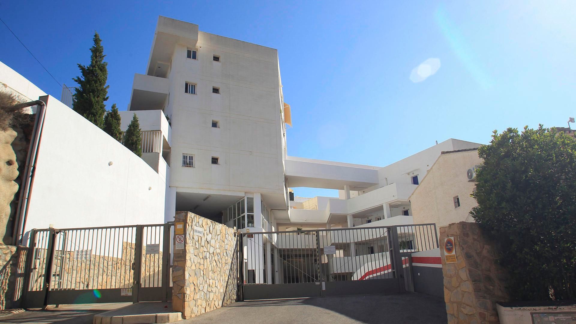 Detenida una turista británica por estrangular con un cable a una amiga en España