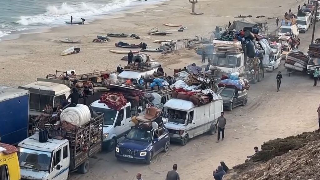 Israel deja a Gaza sin telefonía para agilizar la expulsión de miles de palestinos