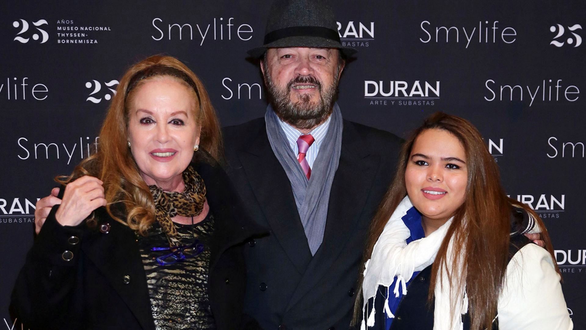 Miguel Morales, su mujer y su hija, en una imagen de 2028