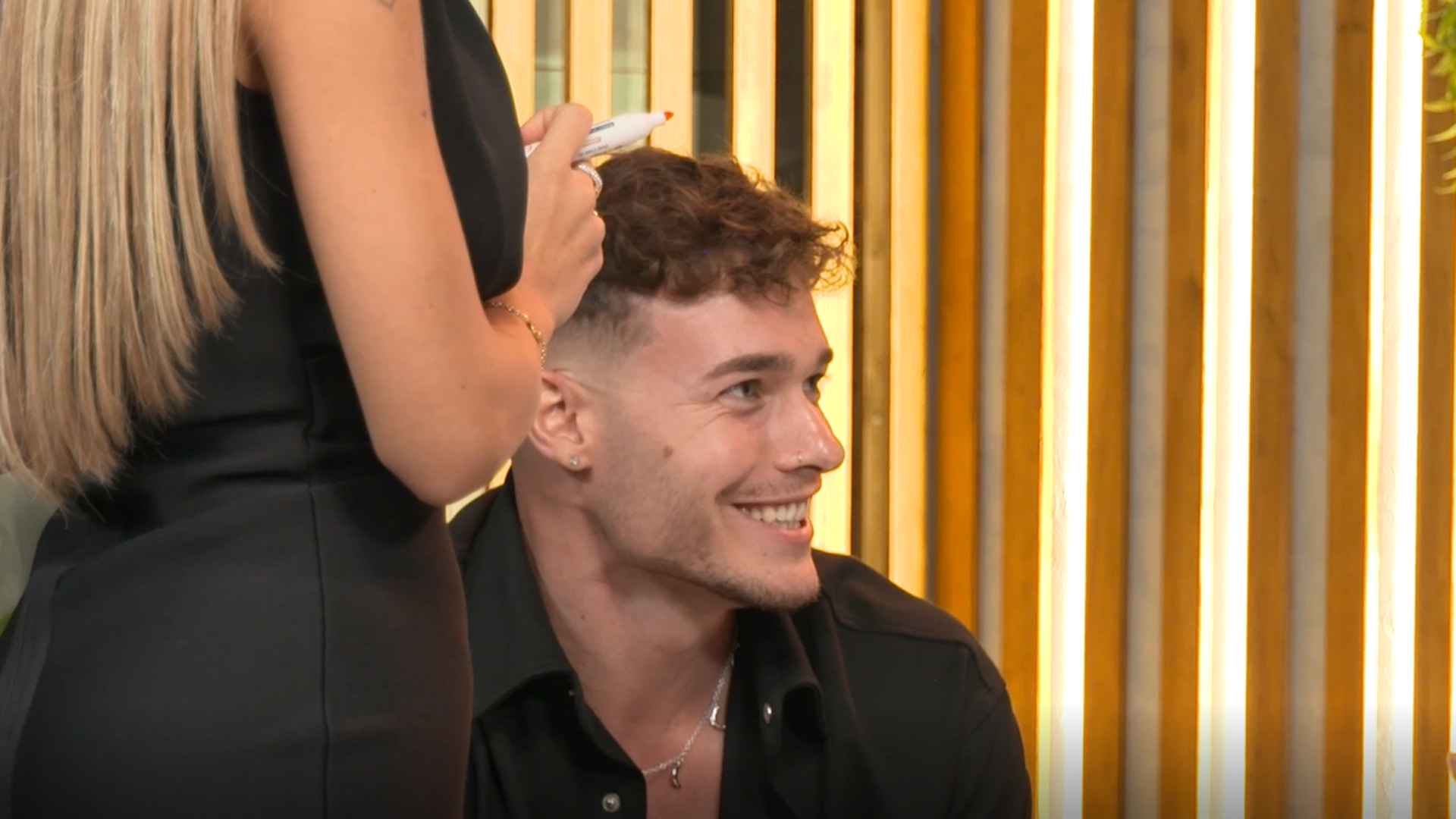 Sergio, conquistador de Alexandra, desata la risa de Oriana con su original piropo