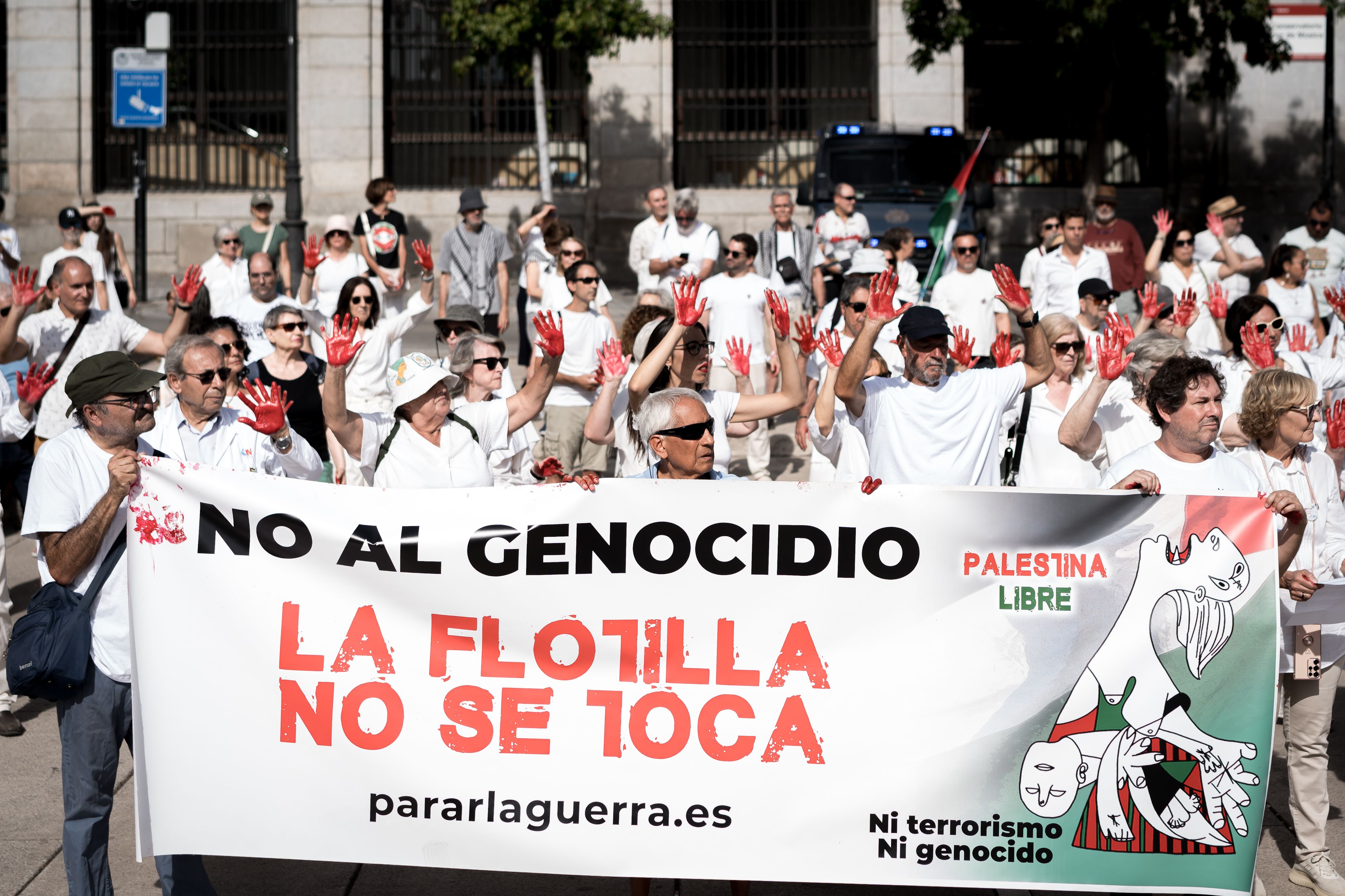 Manifestación en denuncia del asesinato a sanitarios en Gaza