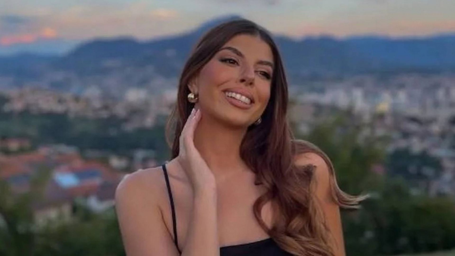Adna Rovčanin-Omerbegović, la 'influencer' bosnia de 26 años que ha muerto dos días después de su boda