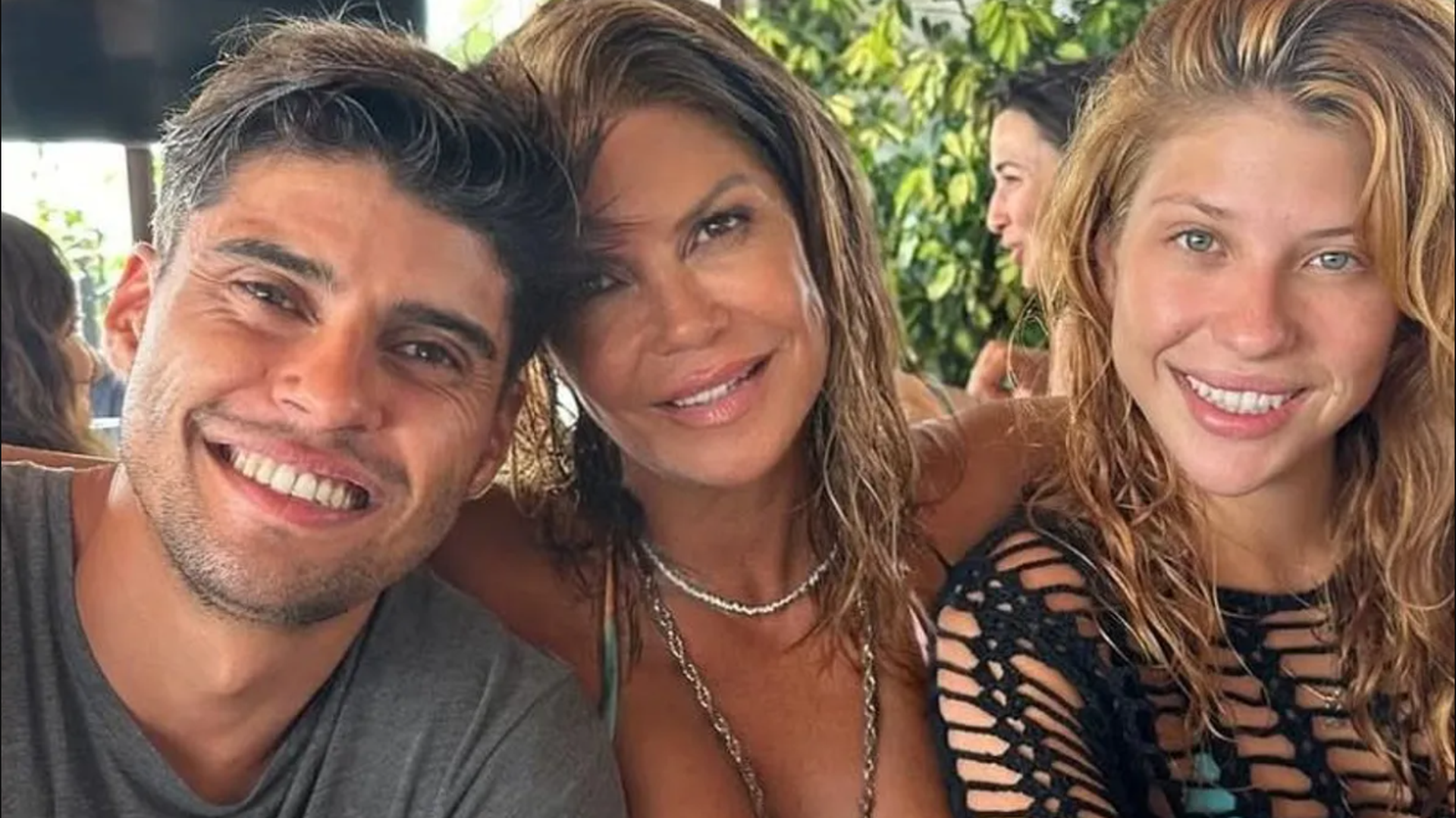 Javier Tudela, Makoke y Anita Matamoros