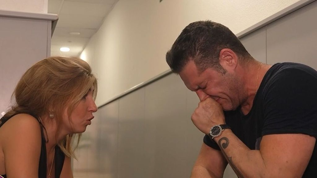 Manu Tenorio no aguanta más y se rompe durante su ensayo: ''Estoy cansado de hacerme el fuerte''