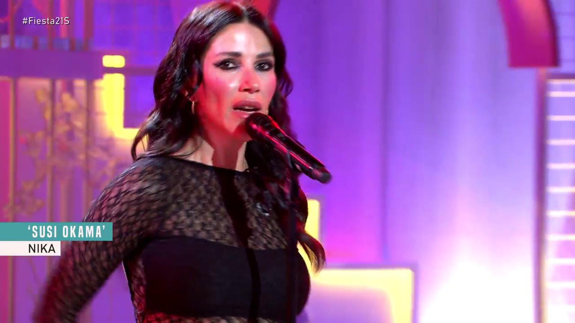 Un momento de la actuación de Nika