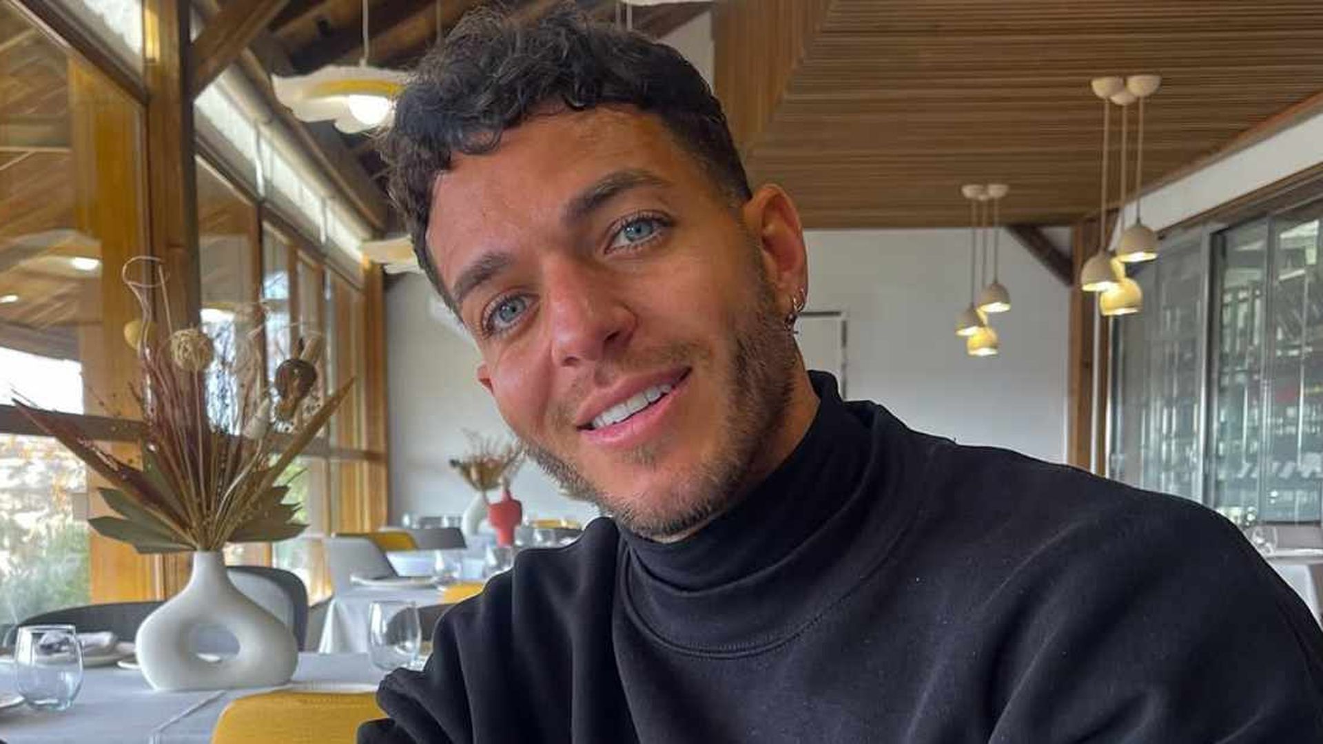 El nombre de la tronista con la que habría tenido un affaire el nuevo novio de Adara: "A él le gusta esto de la tele" Fiesta 2025 Top Vídeos 832