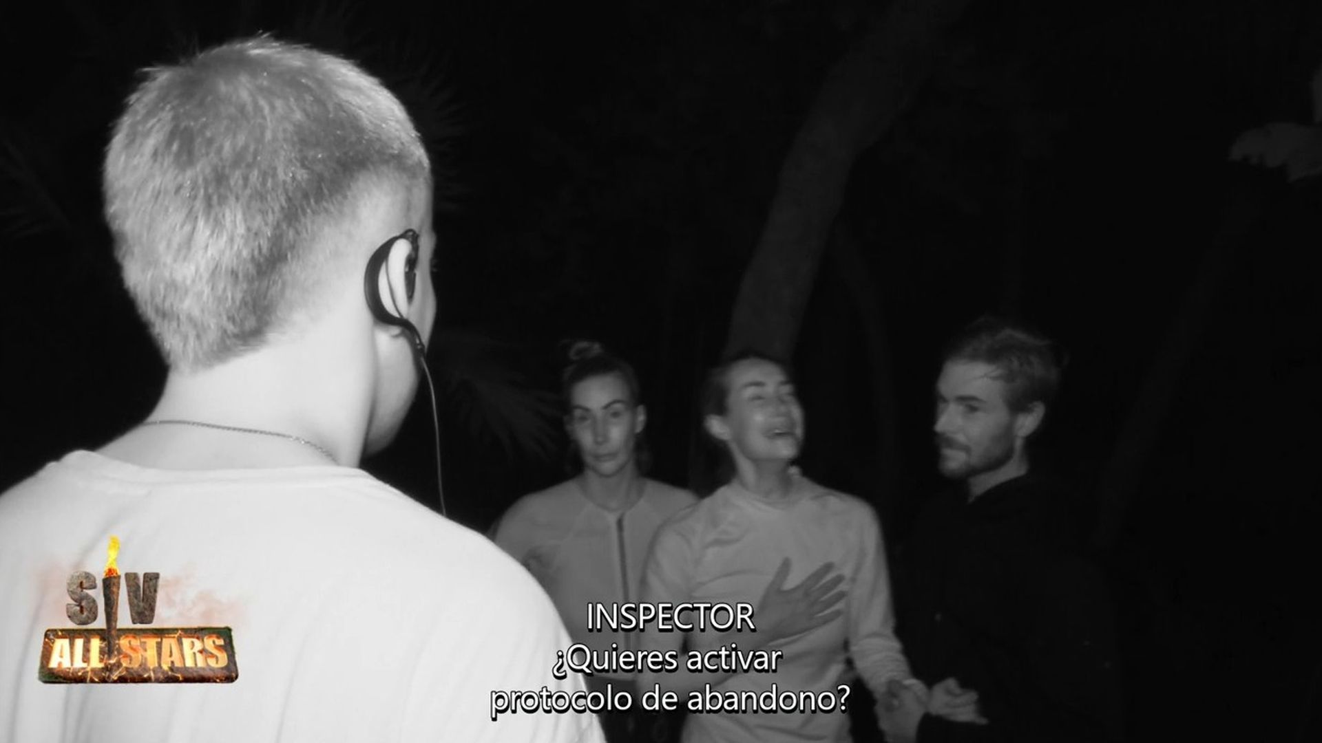 Adara Molinero activa el protocolo de abandono: así reaccionaron sus compañeros de playa