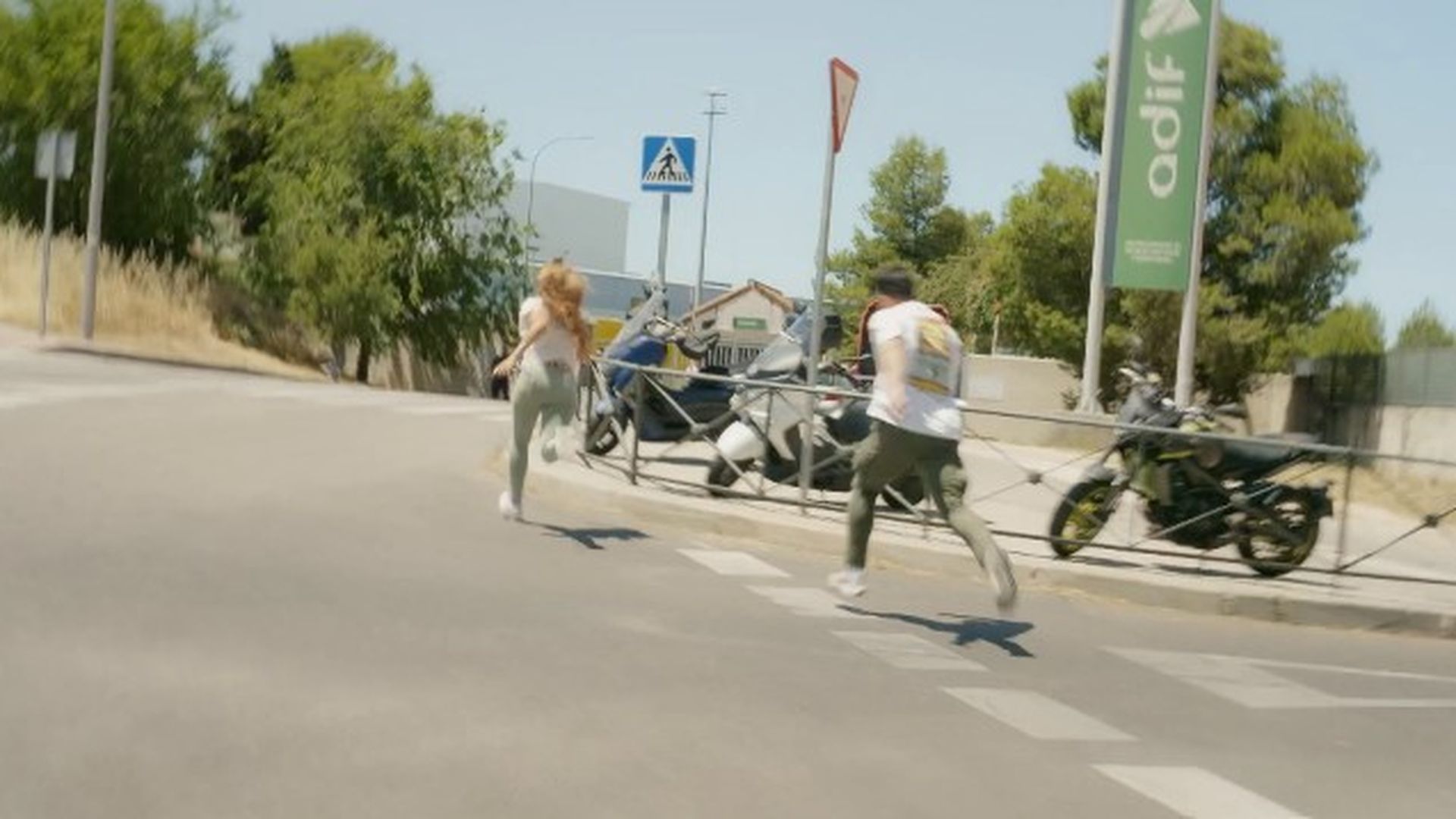 Antonio Pampliega presencia in situ la detención de un fugitivo que lleva años escondido en España: "¿Es ese no? ¡Vamos!" Antonio Pampliega presencia in situ la detención de un fugitivo que lleva años escondido en España: "¿Es ese no? ¡Vamos!"