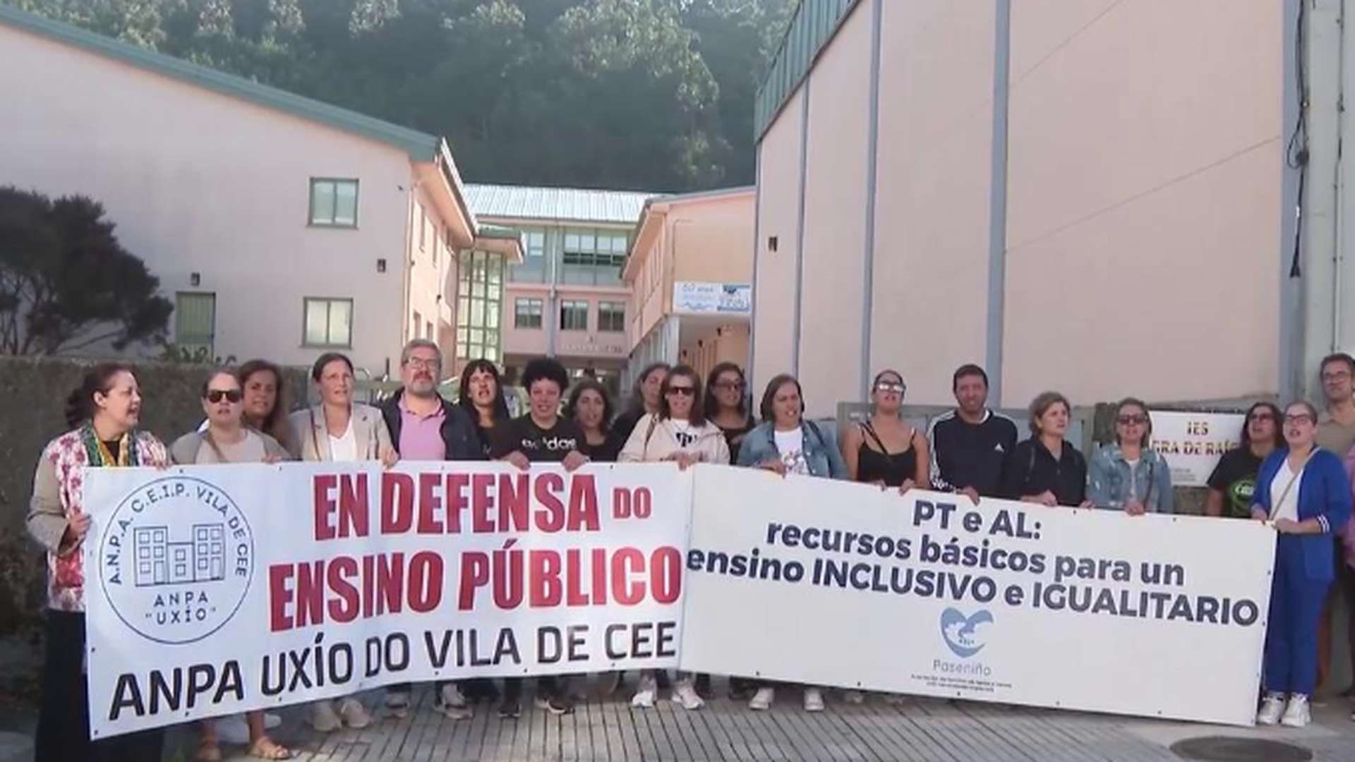 Colegios de Galicia en pie de guerra: no tienen fondos ni medios para los alumnos con necesidades especiales Colegios de Galicia en pie de guerra: no tienen fondos ni medios para los alumnos con necesidades especiales