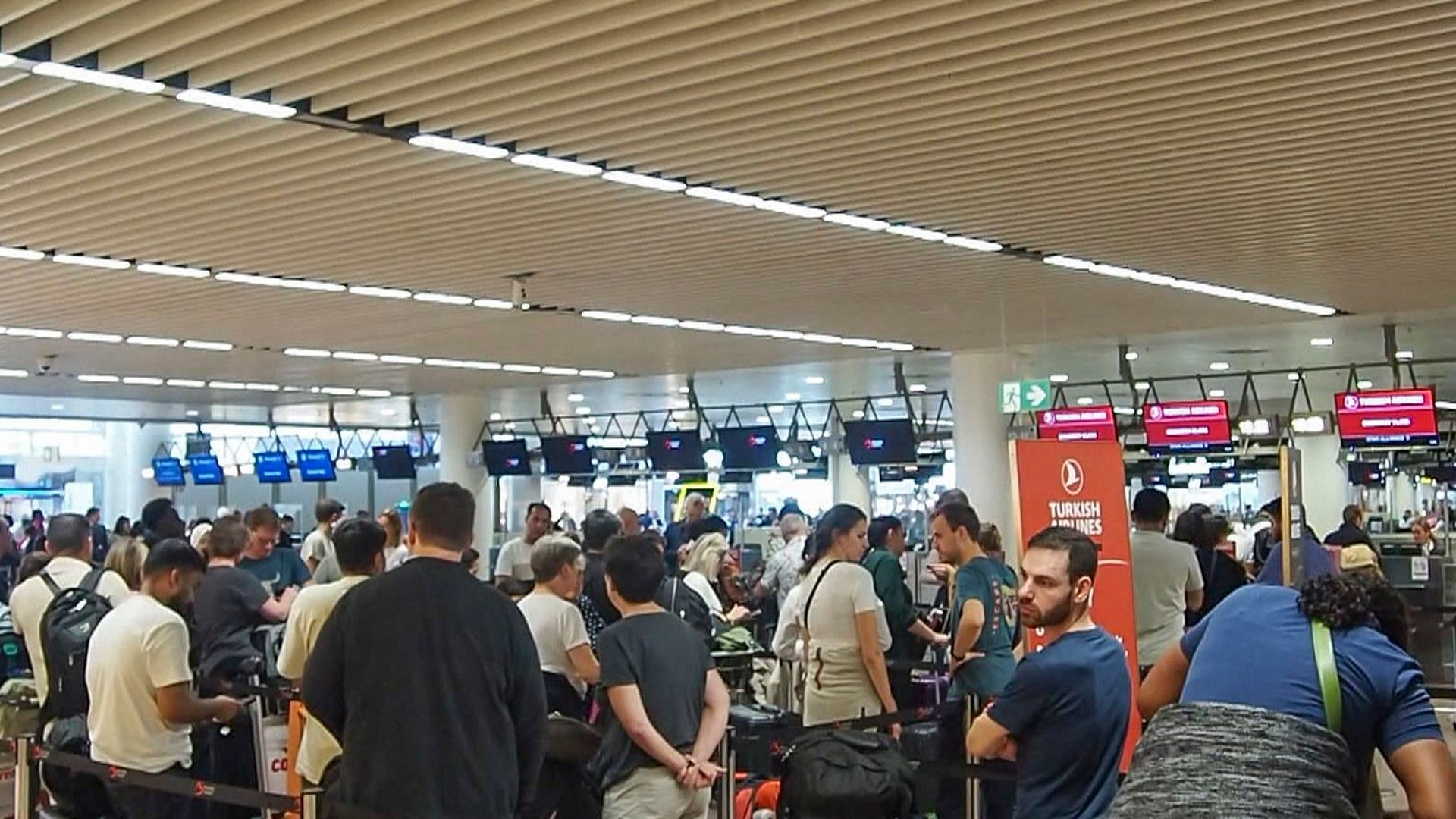 La Agencia de Ciberseguridad de la UE atribuye a un "ciberataque de terceros" los incidentes en varios aeropuertos europeos