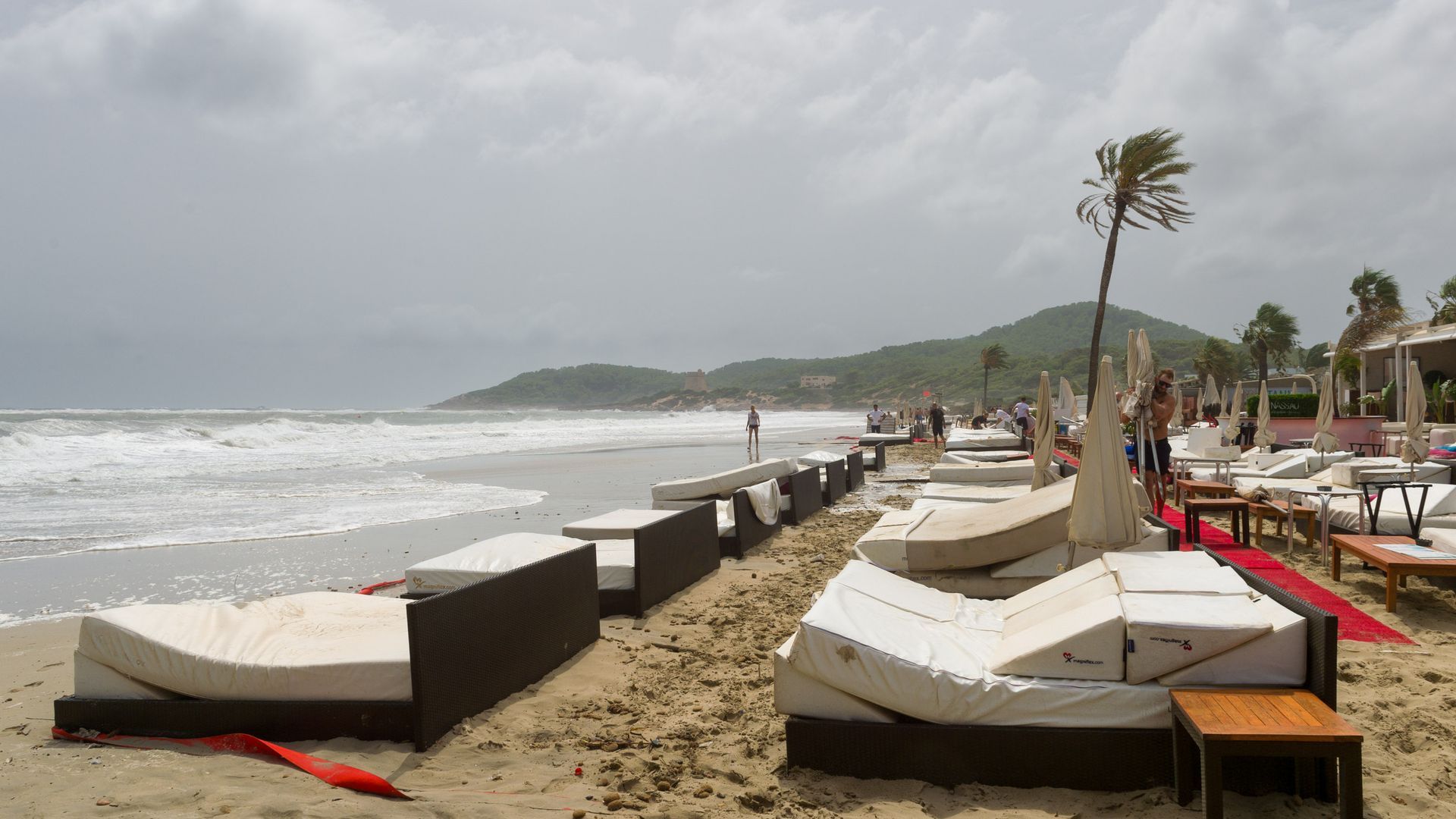 La fuertes lluvias ponen en alerta a Mallorca y Menorca: se espera que caigan más de 30 l/m2