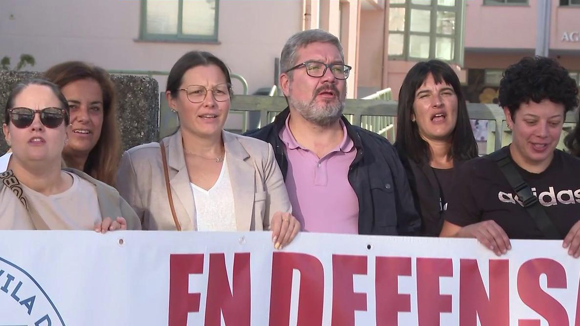 Padres de niños con necesidades especiales reclaman más medios para sus alumnos